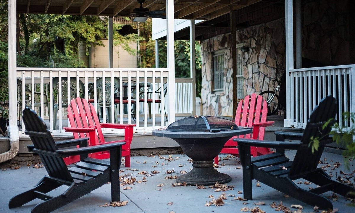 Lupton City House | Long Term Corporate Rental Near I-75 & Downtown 'nooga (Special Spring Rates)