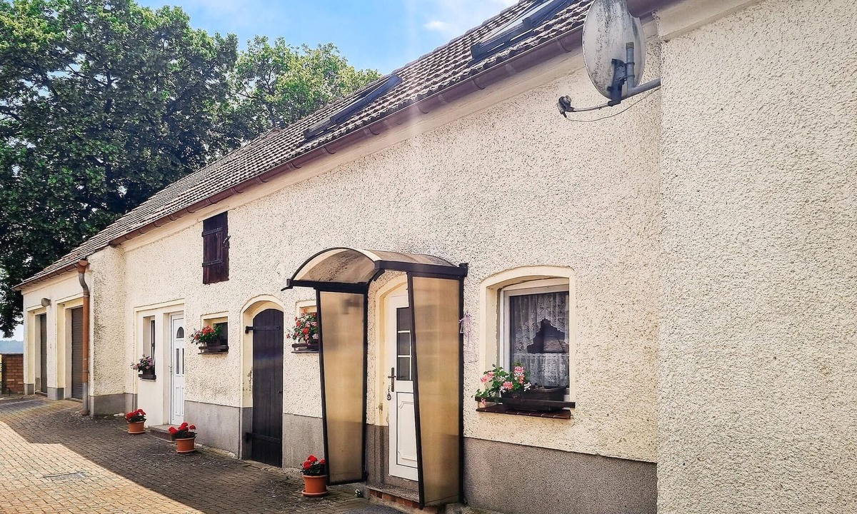 Waltersdorf Apartment | Look forward to a wonderful vacation close to nature in this vacation apartment.