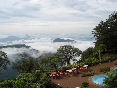 Matheran Resort | Lords Central Hotel