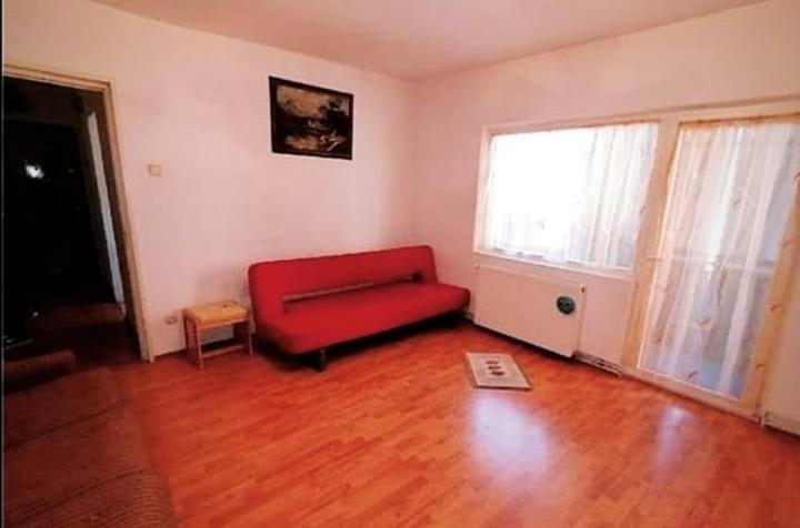 Lugoj Apartment | Lore House