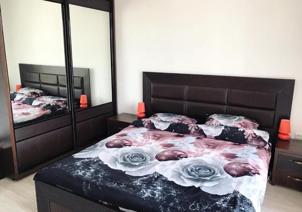 Floresti Apartment | Loren Apartament
