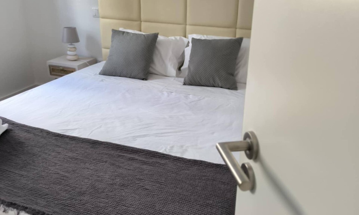 Braganca Apartment | Loreto Apartment