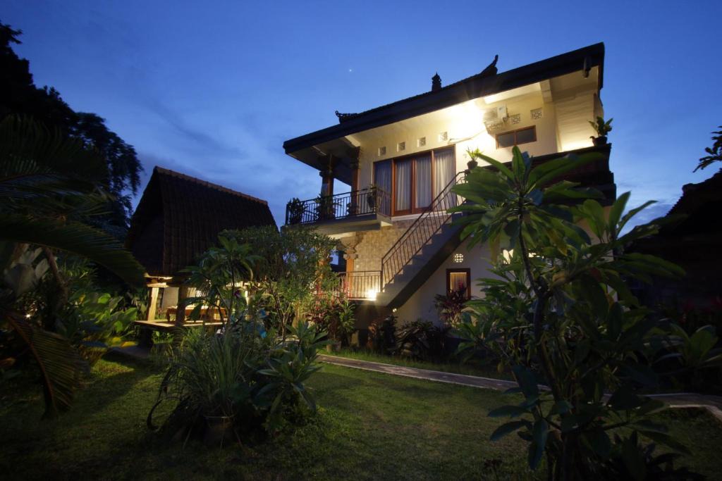 Ubud City-Centre House | Loris Homestay