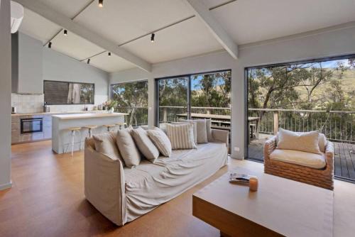 Lorne House | Lorne Tree Top Escape