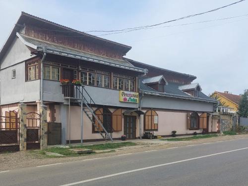 Adancata House | Lotus