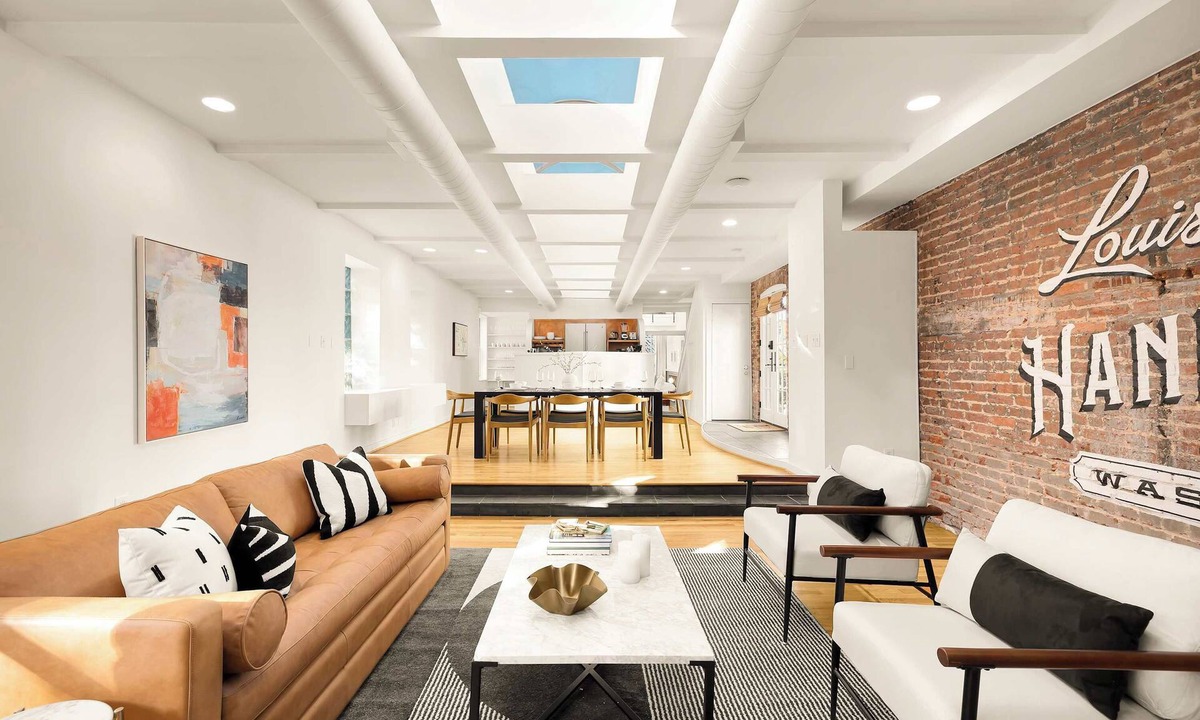 Logan Circle Apartment | Louise Hand Laundry | Logan Circle | Rare & Iconic
