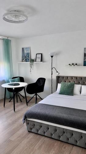 Sundheim Apartment | LouVi