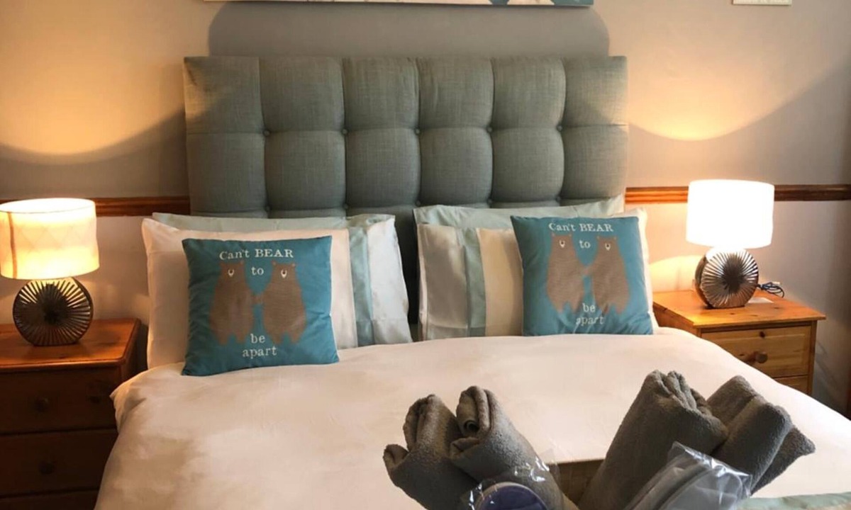 Cray Valley East Bed & Breakfast | Love & Peace