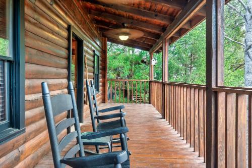 Sevierville Ski Chalet | Love Shack