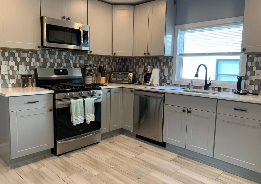 Montclair Apartment | Lovely 1 BD downtown 2F apt in quite neighborhood