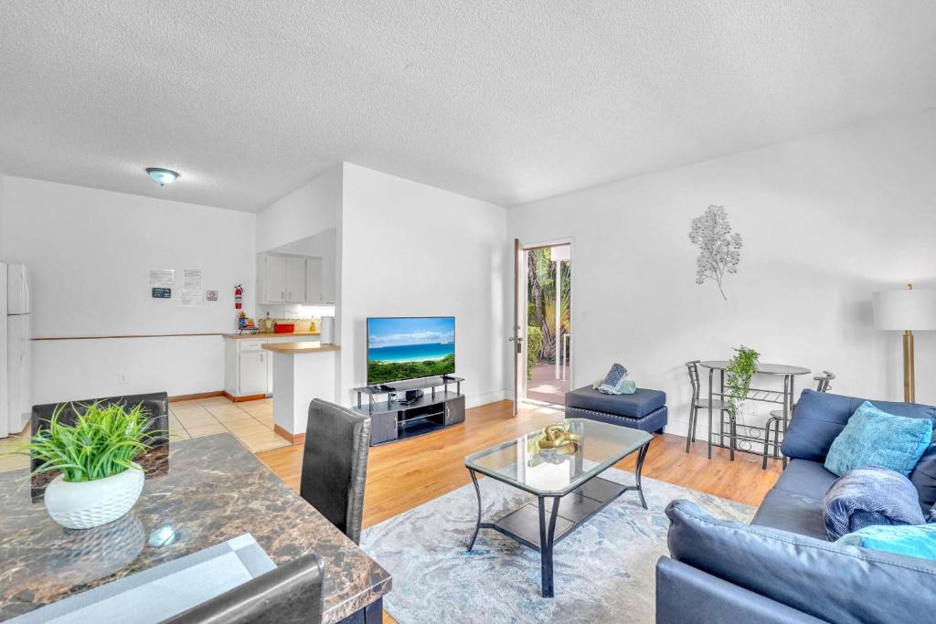 Bay Harbor Islands Apartment | Lovely 2 bedroom in Beautiful Bay Harbor Islands