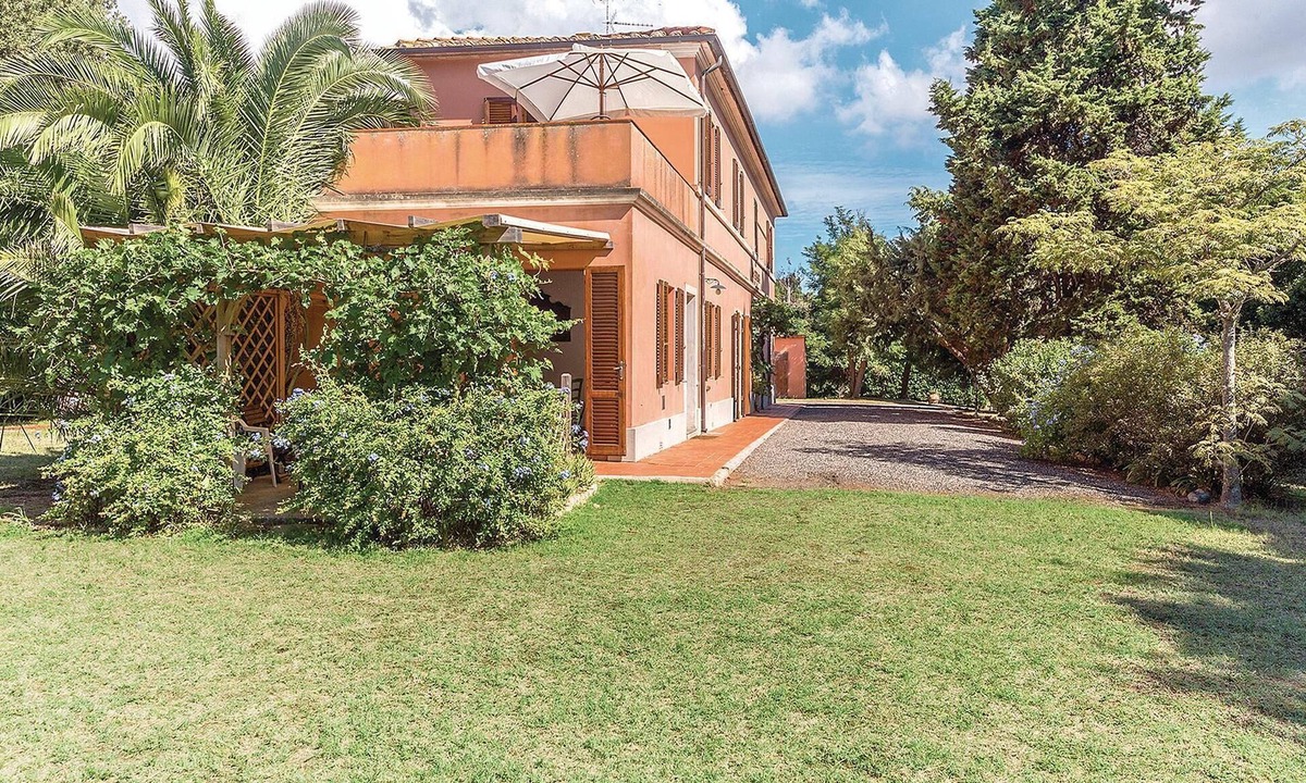 Rosignano Solvay House | Lovely home in Rosignano Marittimo LI