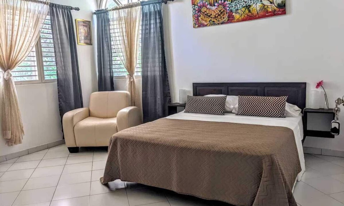 Sosua House | Lovely Holiday Room/Private Bath in Colonial Villa