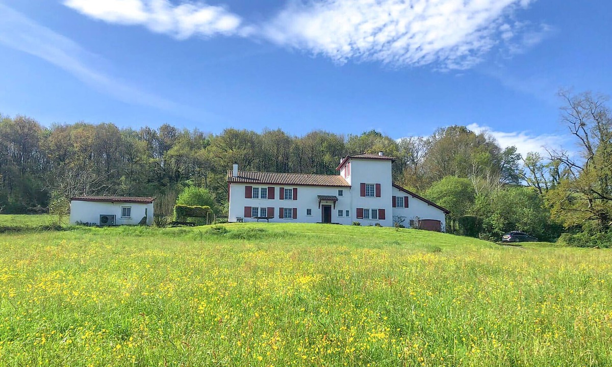 Oregue House | Lovely home in Oregue