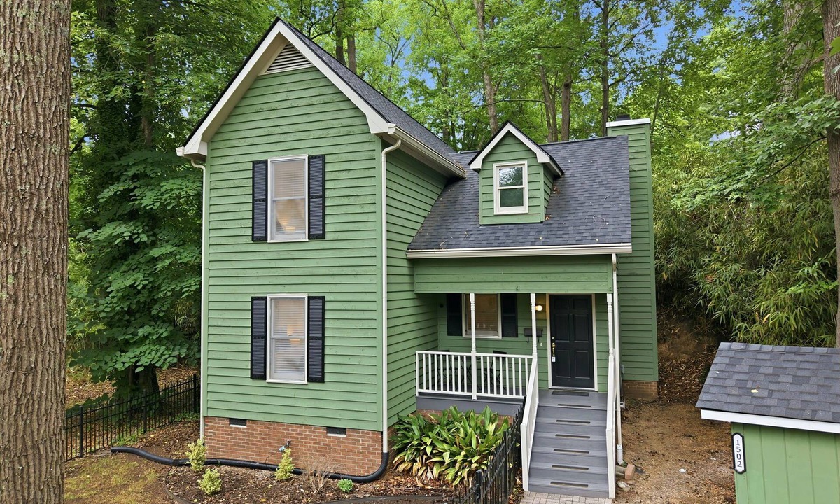 Duke Park House | Lovely home in Trinity Park, Near Downtown Durham.