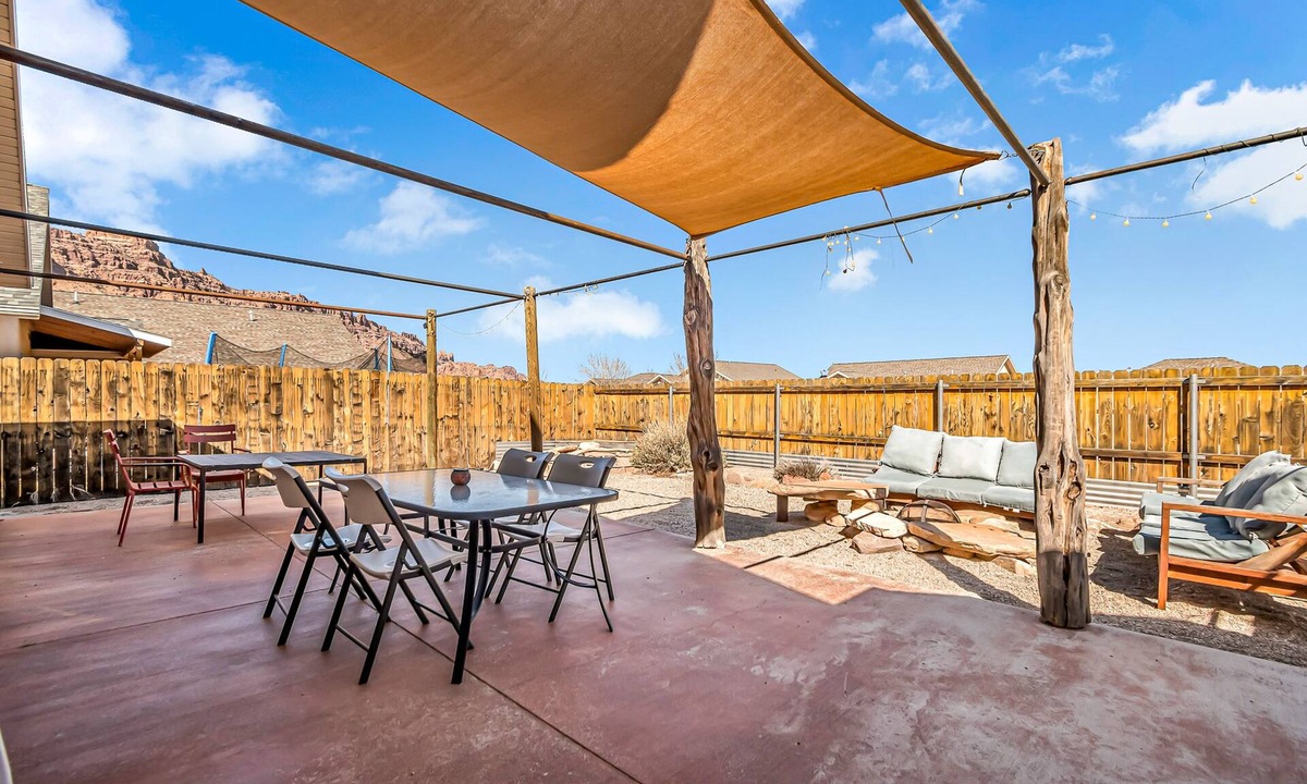 Moab South Valley House | Lovely home w/shared seasonal pool/hot tub & beautiful desert views