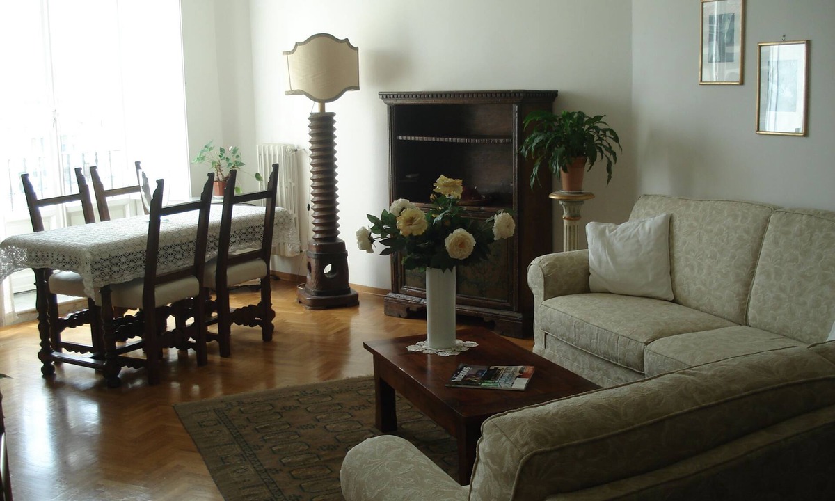 San Niccolo Apartment | LOVELY, LARGE, AFFORDABLE APT WITH MAJESTIC VIEW-PONTE VECCHIO