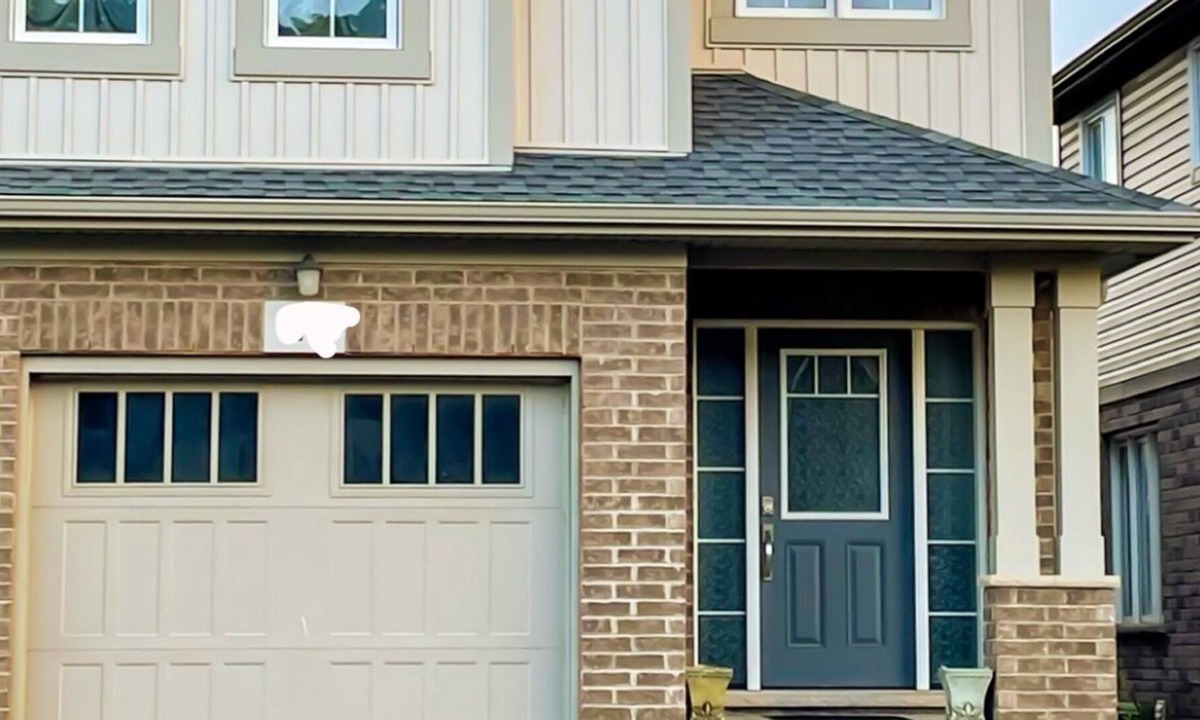 Thorold House | Lovely Private 4 Bed home close to Niagara Falls, NOTL & Brock U