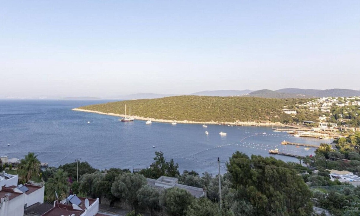Dagbelen Villa | Lovely Triplex with Fantastic Sea View in Turkbuku