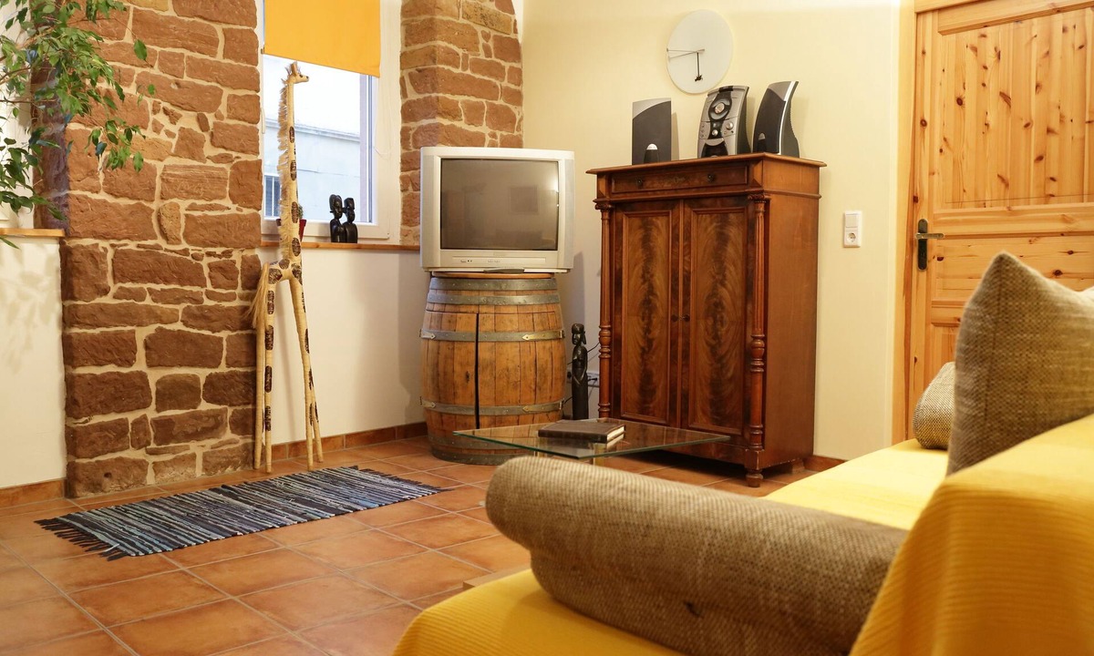 Neustadt-Stadtmitte Apartment | Lovingly restored apartment in the middle of the city for 2 people.