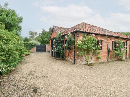Diss House | Lowbrook Cottage