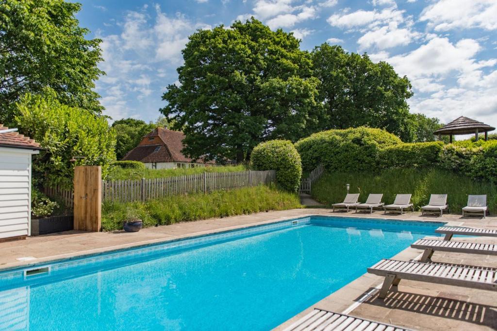 Cranbrook House | Lower Standen Farm