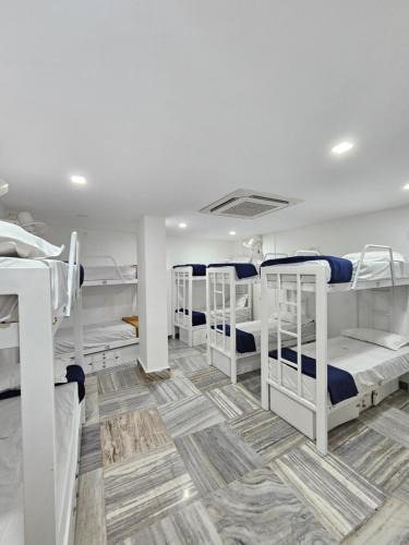 Kozhikode Hotel | Lowfare Dormitory