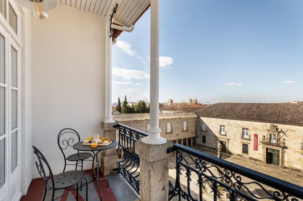 Braga Apartment | LP Heritage Master Suite w/Terrace Sé Apartamentos