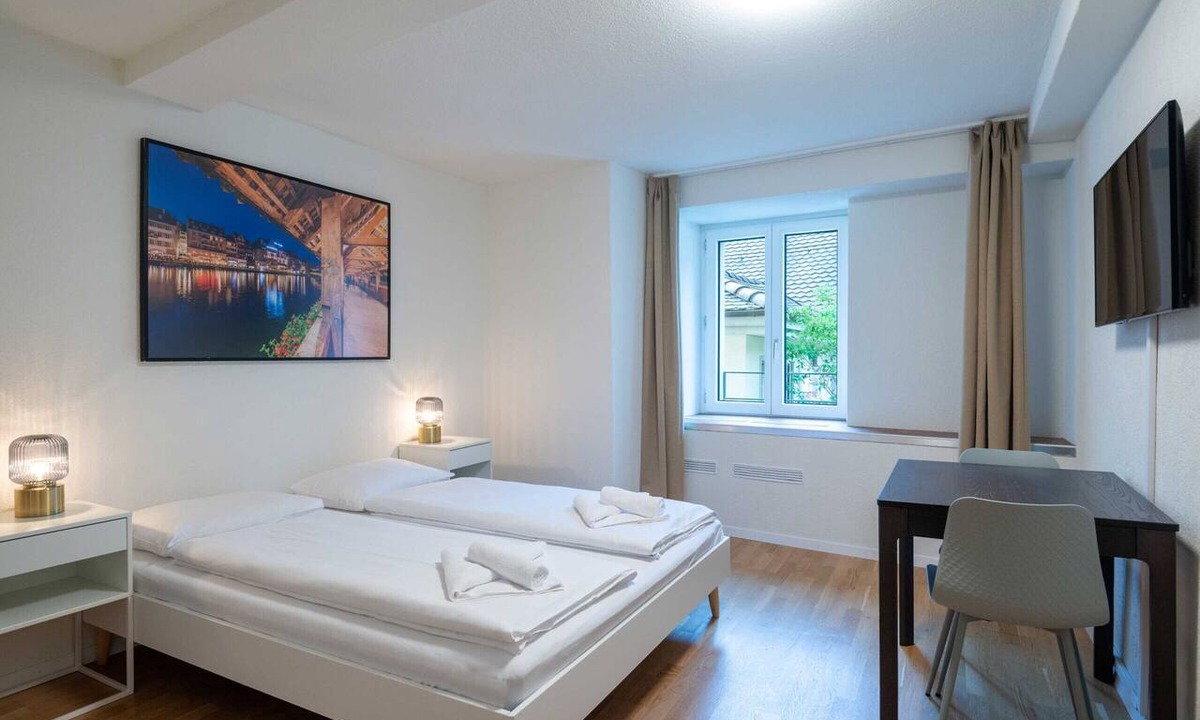 Lucerne Apartment | LU Pluto lV - Old Town HITrental Apartment