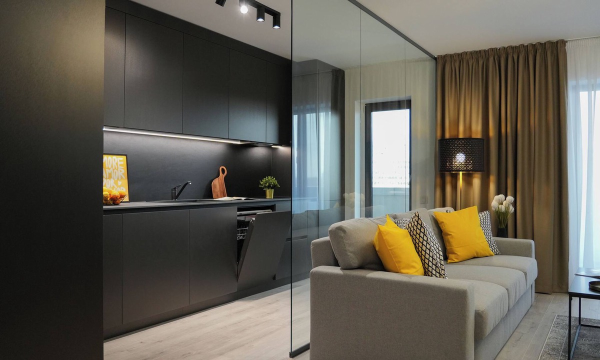 Sector 2 Apartment | Luca