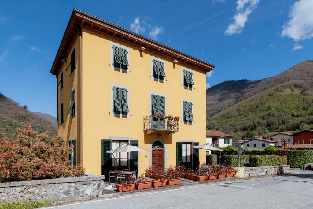 Diecimo Bed & Breakfast | Lucca Franco's Villa
