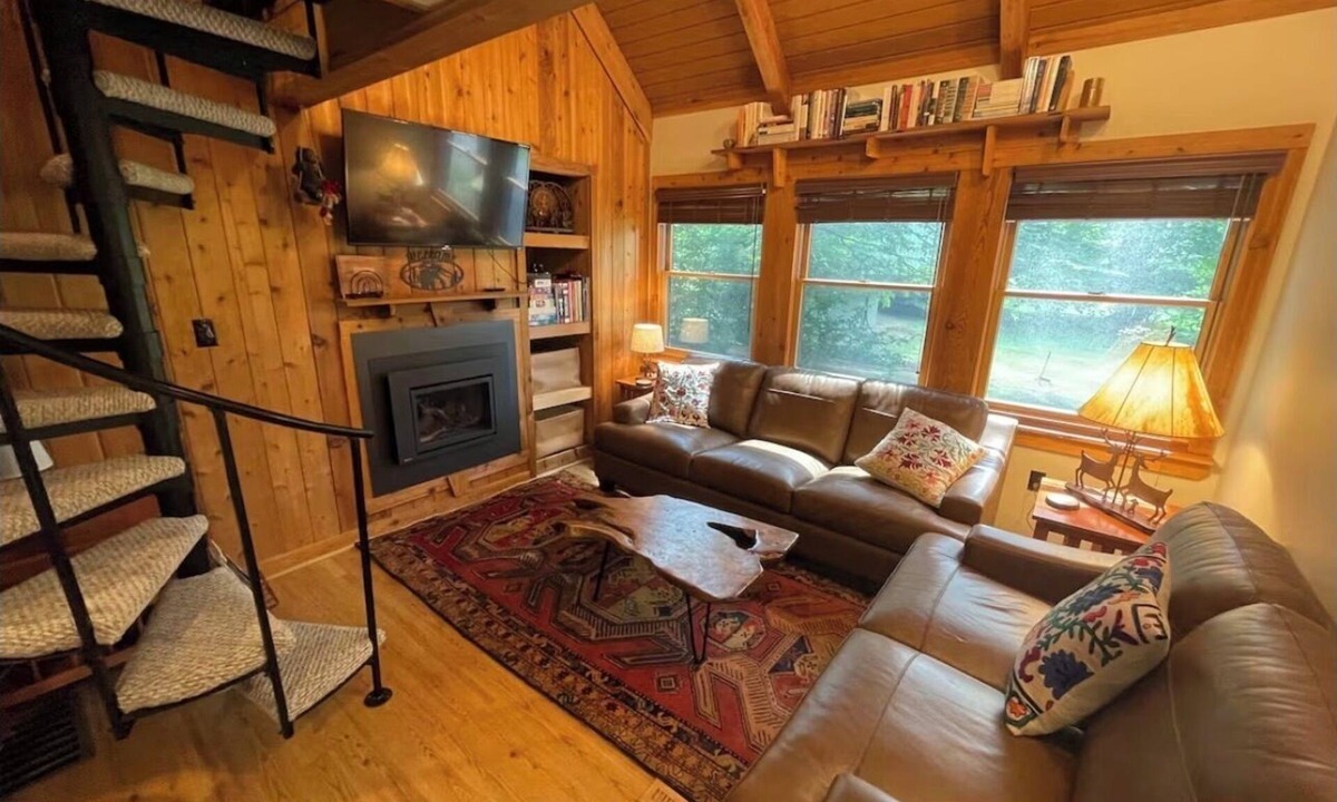 Davis Cabin | Lucky Bear - Modern Cabin in Davis at the Black Bear Resort