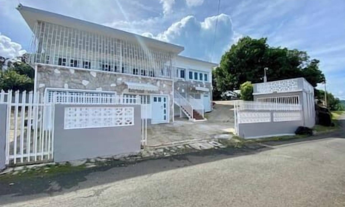 Playa Fortuna House | Lucky Luquillo's 100% Solar Beach & El Yunque Rainforest Retreat