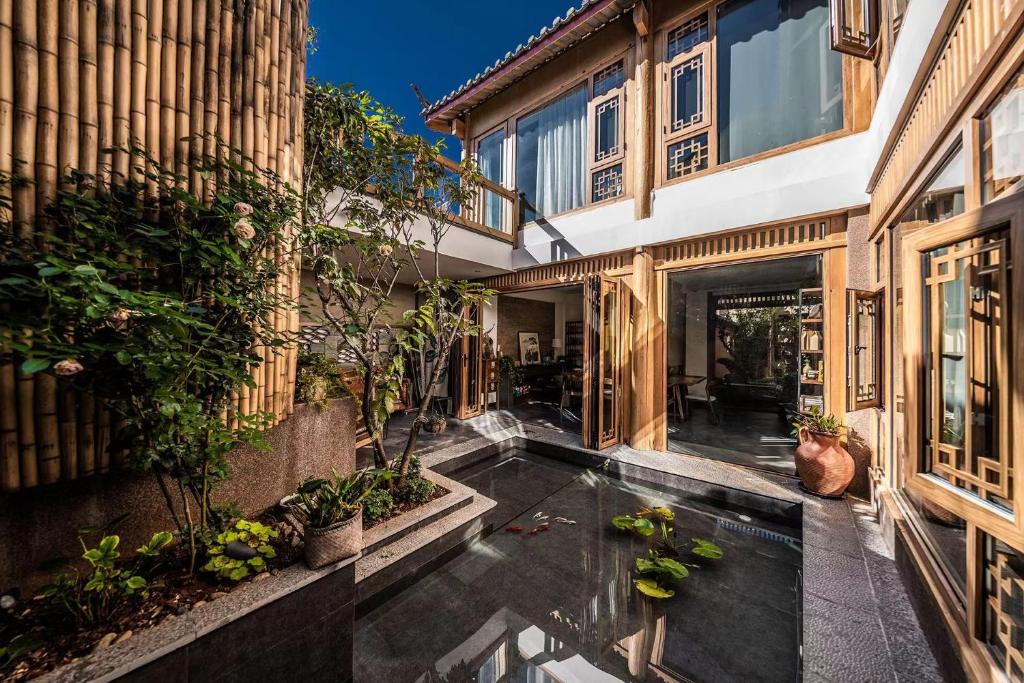 Dayan Old Town House | Lucky Villa