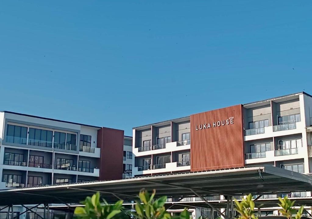 Lam Luk Ka Hotel | Luka House