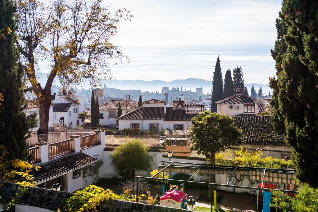 Beiro Apartment | Luminoso Alhambra View Suite - El Laurel