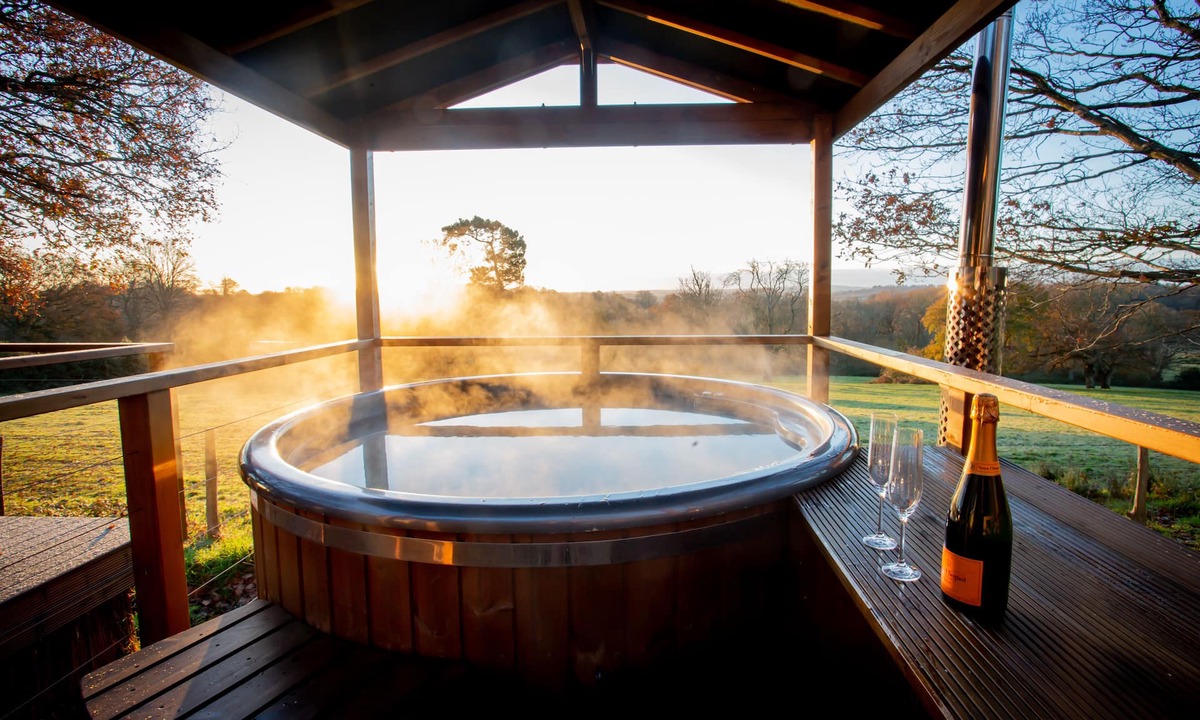 Chiddingstone Hoath Hotel | Luna Domes