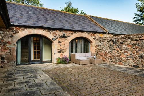 Akeld House | Lupin Cottage