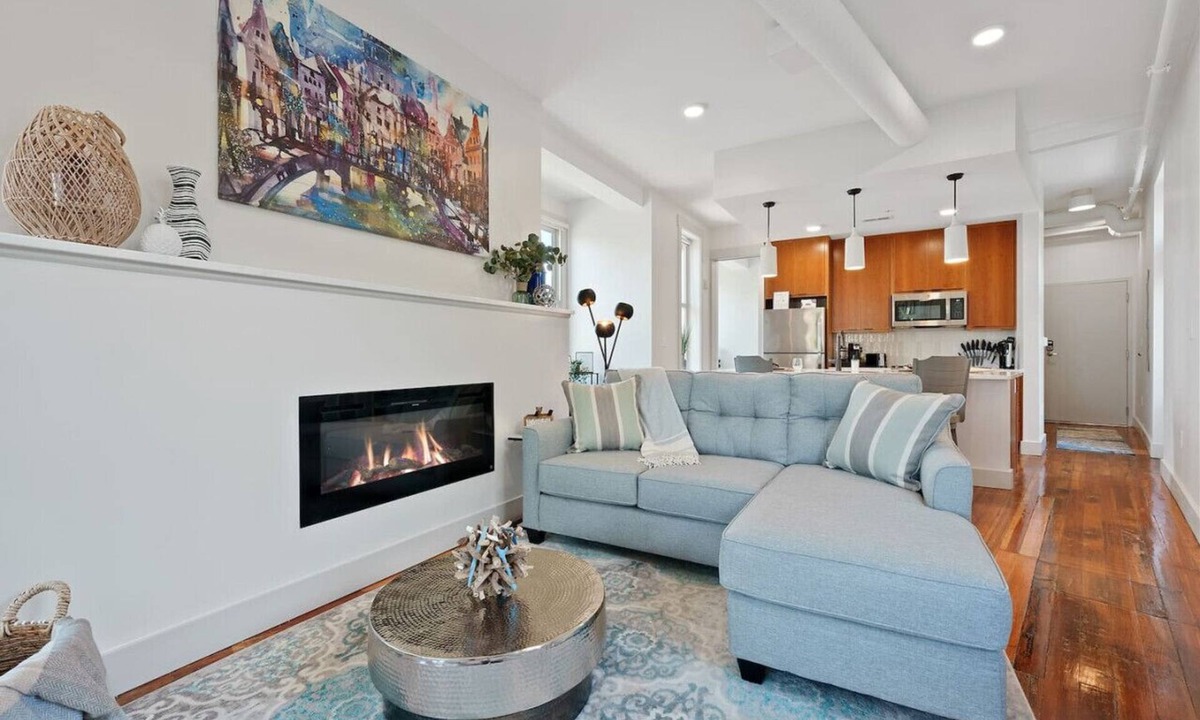 Mount Auburn Apartment | Lux 1BR | Views & Design | Located near ALL