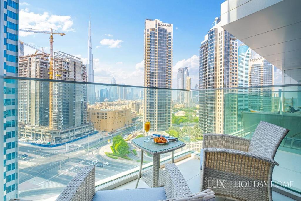 Downtown Dubai Apartment | LUX - Marquise Square Studio Suite 1