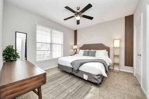 Egypt Apartment | LUX Resort Inspired 2BR Near Houston Pool Gym