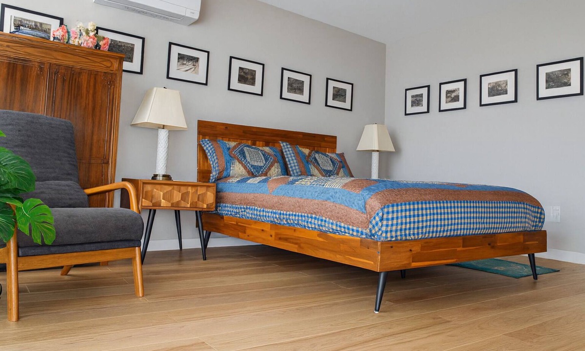 Wayne Heights House | Luxe Haven Room, with a Private Bathroom with a Separate Entrance from the House