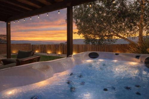 Lake Havasu City Villa | Luxe Lakeview Villa - Hot Tub - Mountain Serenity