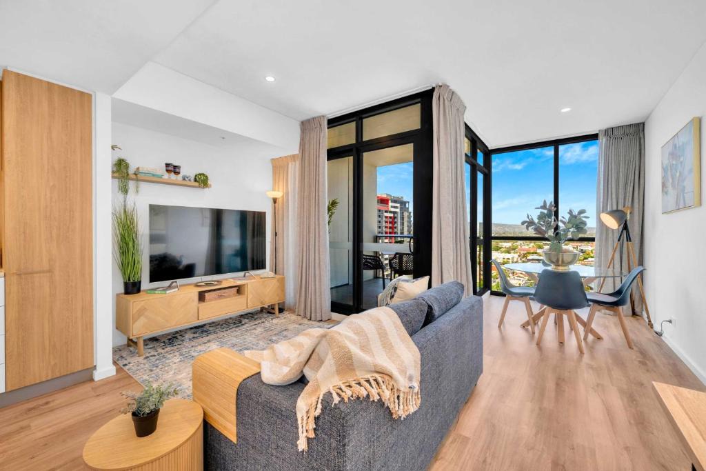 Adelaide Central Business District Apartment | Luxe on Franklin with Car Park, Lap Pool, Sauna, BBQ