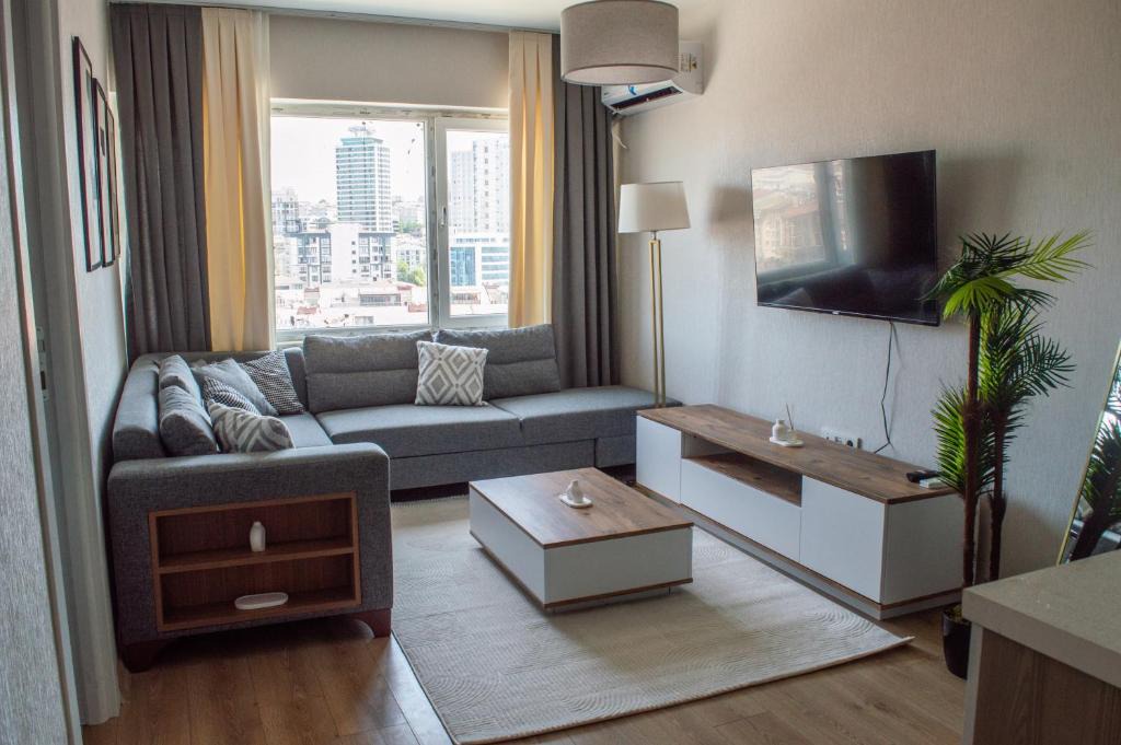 Esenyurt Apartment | Luxe Suite AI28