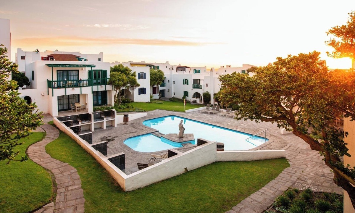 Mykonos Apartment | Luxe Waterfront Escape | Pool | Patio