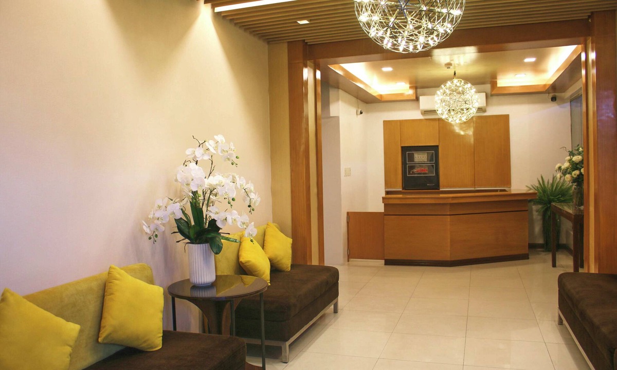 Pasay Hotel | LuxeLite Suites Pasay