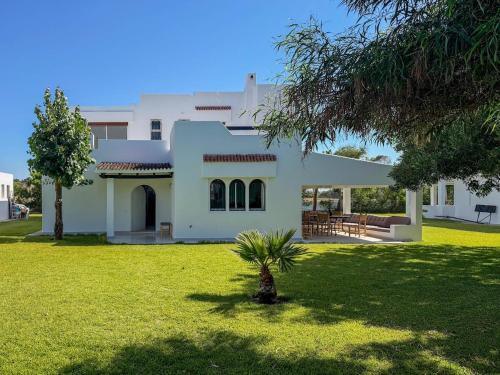 Briech Villa | Luxueuse Villa Bord de Mer Piscine Jardin Clim
