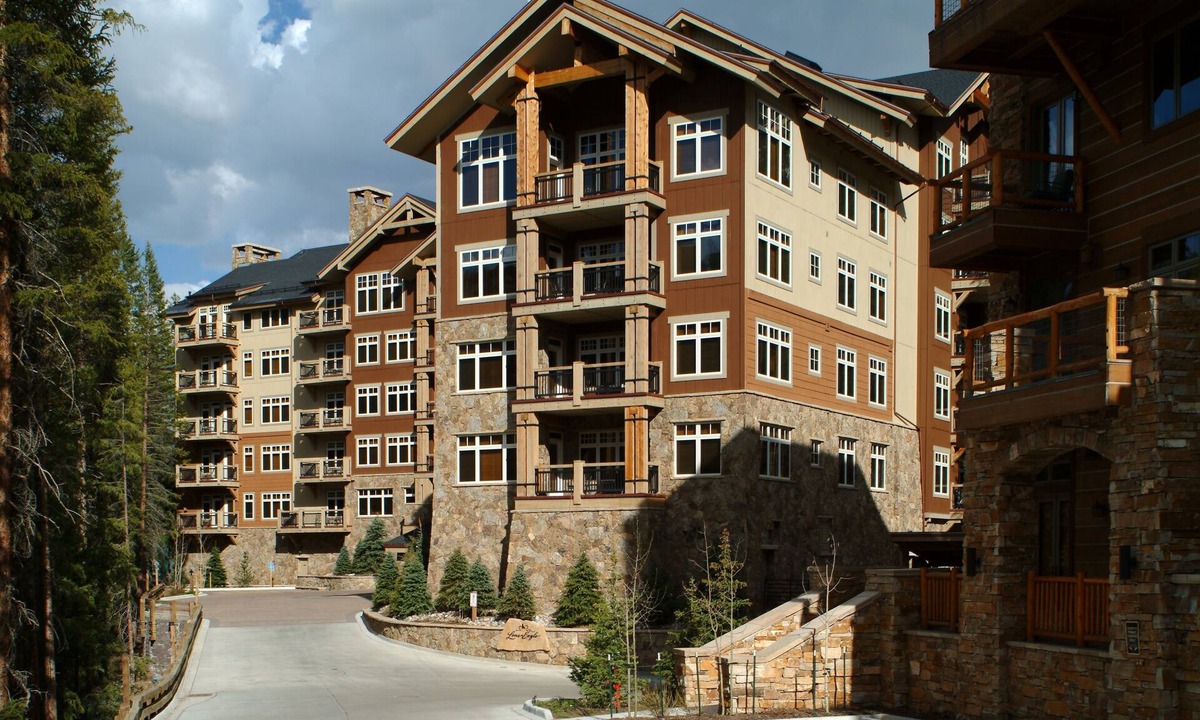 River Run Condo | Luxurious 2 Br In River Run Village With Ski In Ski Out, No Cleaning Fees, Kids Ski Free 2 Bedroom Condo by RedAwning