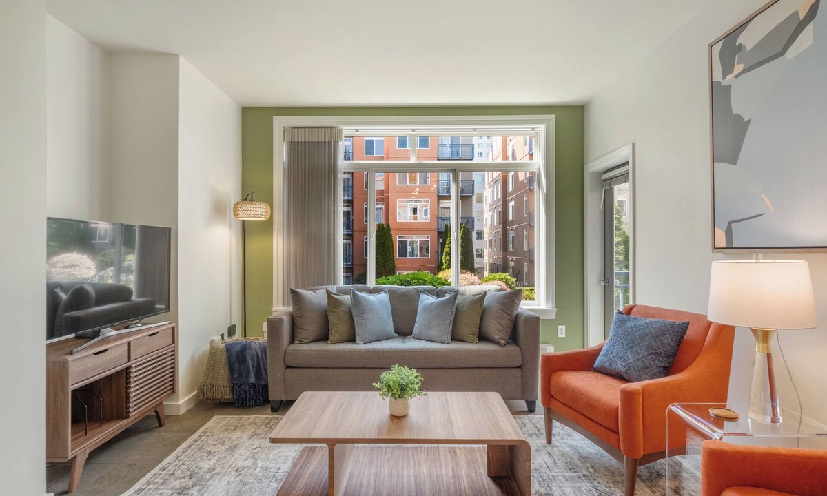 Belltown Condo | Luxurious 2BR Oasis in the Heart of Seattle!